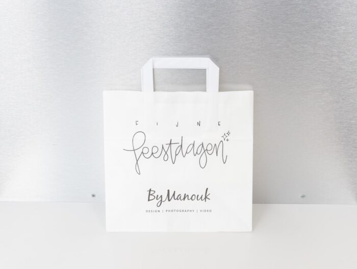 houtenmandje, verpakking, houten verpakking, cadeauverpakking, papieren tasjes, tasjes, papier, recyclebare tasjes, tasje met eigen logo, tasje met eigen ontwerp
