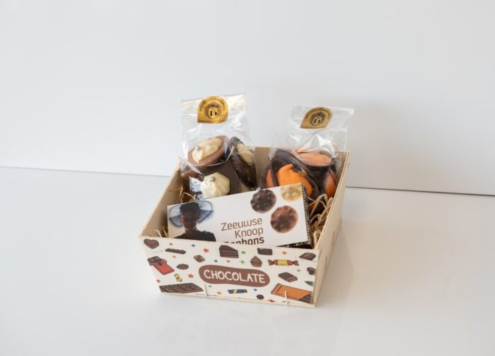 houtenmandje, verpakking, houten verpakking, cadeauverpakking, chocolade, chocolademandje, cadeaugeschenk, coocoladegeschenk